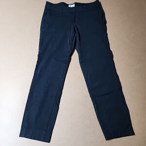 Old Navy Pixie Pants Size 4 Womens Black Minimalist Classic Stretch Capsule